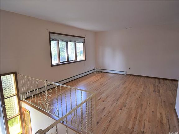 2nd image of 51 2nd Ave