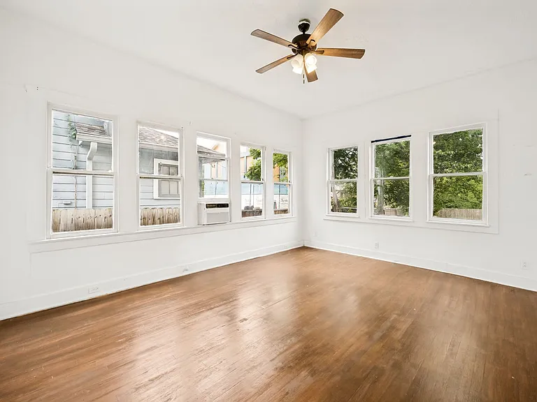 514 E Park Ave — Photo 14