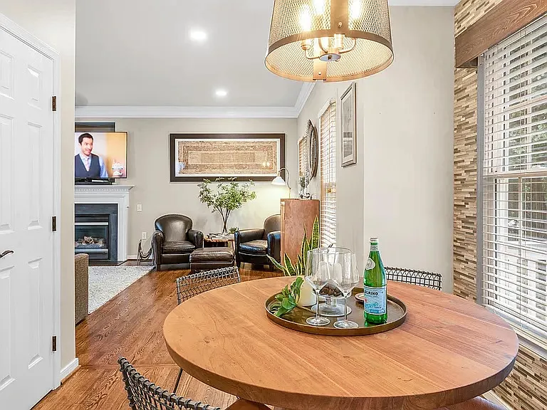 11039 Greenline Ct — Photo 7
