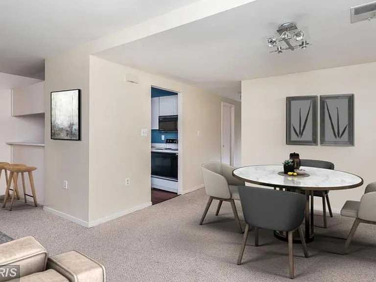 608 S Charles St #A — Photo 3