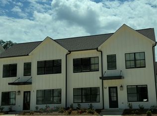 1203 Ivy Rd #M, Oxford, MS 38655