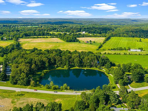 3rd image of 3950 Old Mill Rd