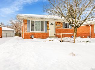 17059 Arlington Ave, Allen Park, MI 48101