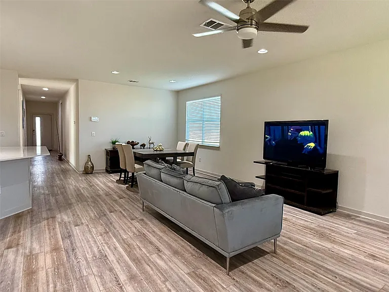 160 Filifera Ct — Photo 15