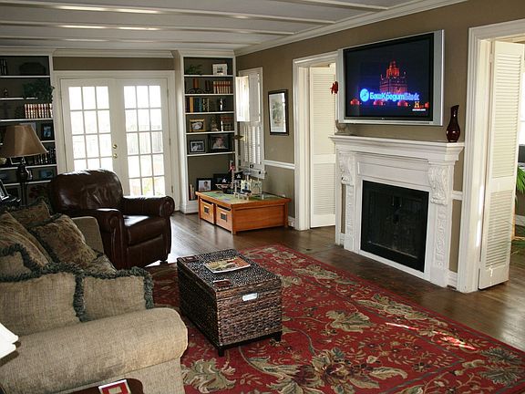 Living Room 3