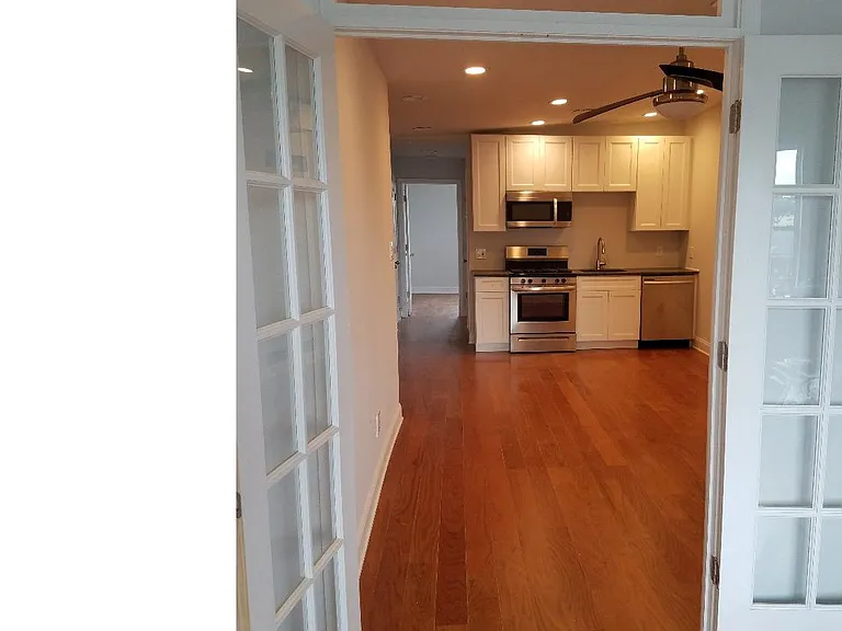 501 W Oregon Ave #3 — Photo 8