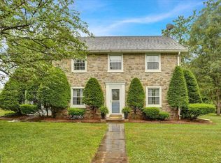 824 Beach St, Reading, PA 19605