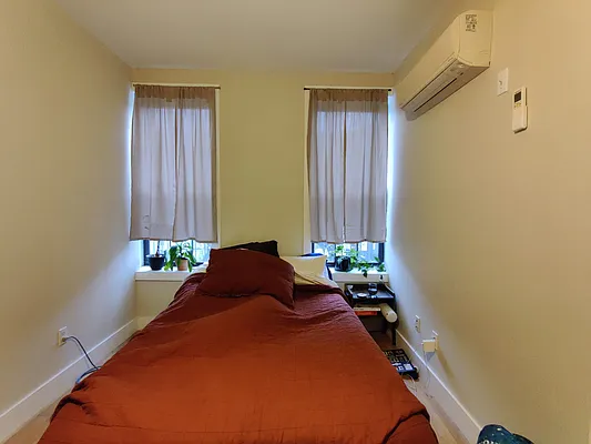 Rented by Signature Property Realty | media 17