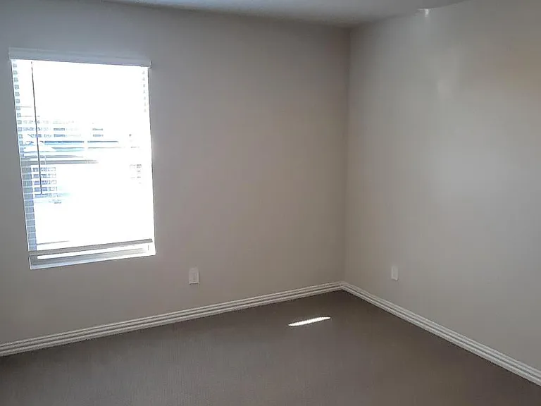 2371 Aspen Hill Dr — Photo 35