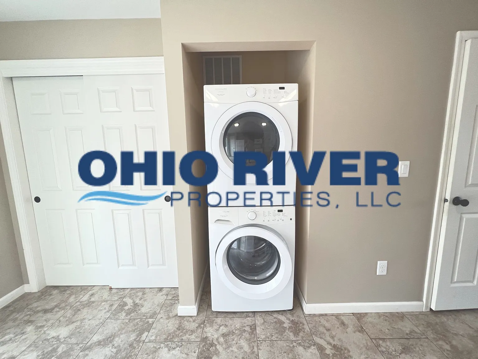 2 bed, 1.5 bath, 924 sqft, $1,150 — Photo 4