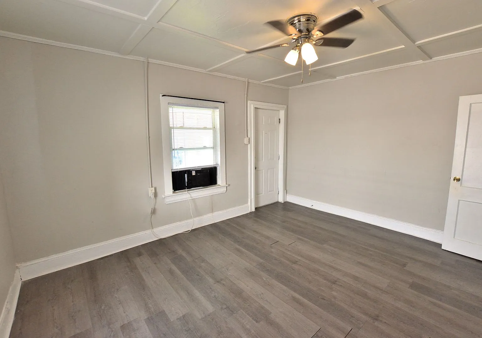 610 Carolina Ave — Photo 3