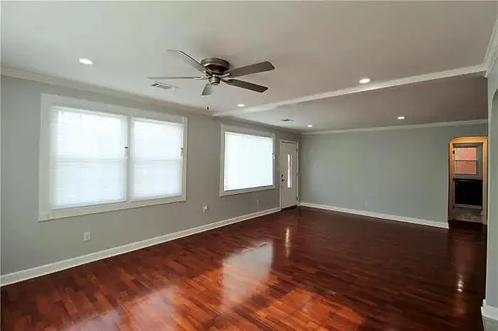 5437 Vermillion Blvd — Photo 3