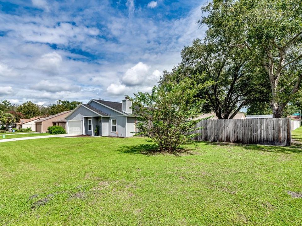 1st image of 589 Arthur Middleton Cir