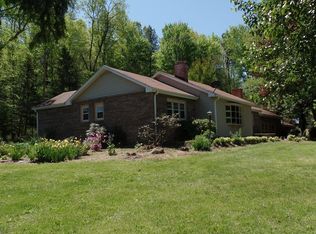 2212 Wayah Rd, Franklin, NC 28734