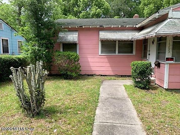 2nd image of 1565 W 27TH Street