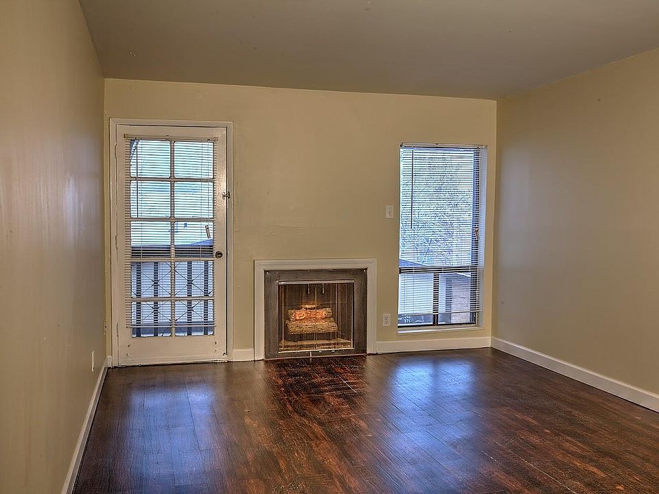1st image of 551 S Clay Ave #A