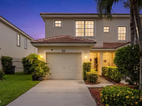 9037 Tremezzo Lane, Boynton Beach, FL 33472