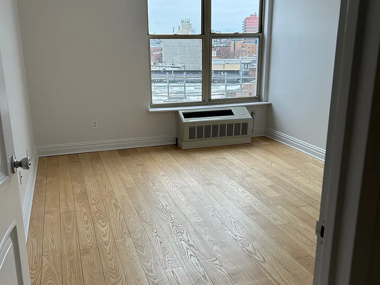 647 Washington Ave #7A — Photo 8
