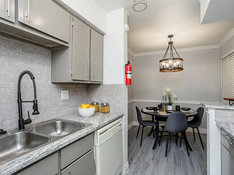 Villa Luna Apartments — Photo 16