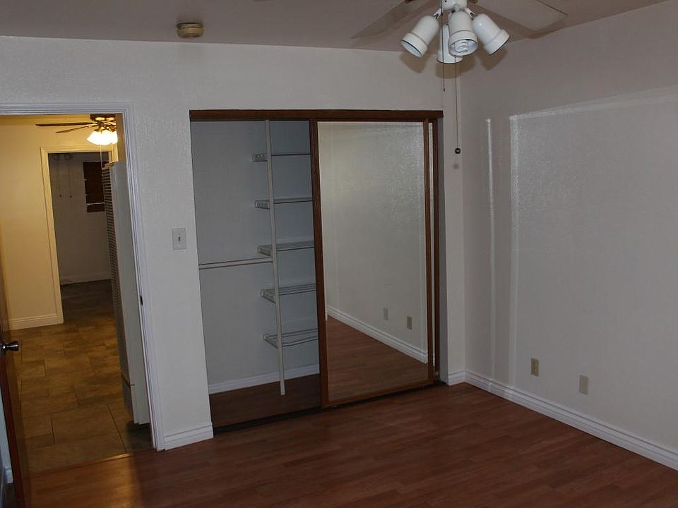 1st image of 13902 Las Vecinas Dr