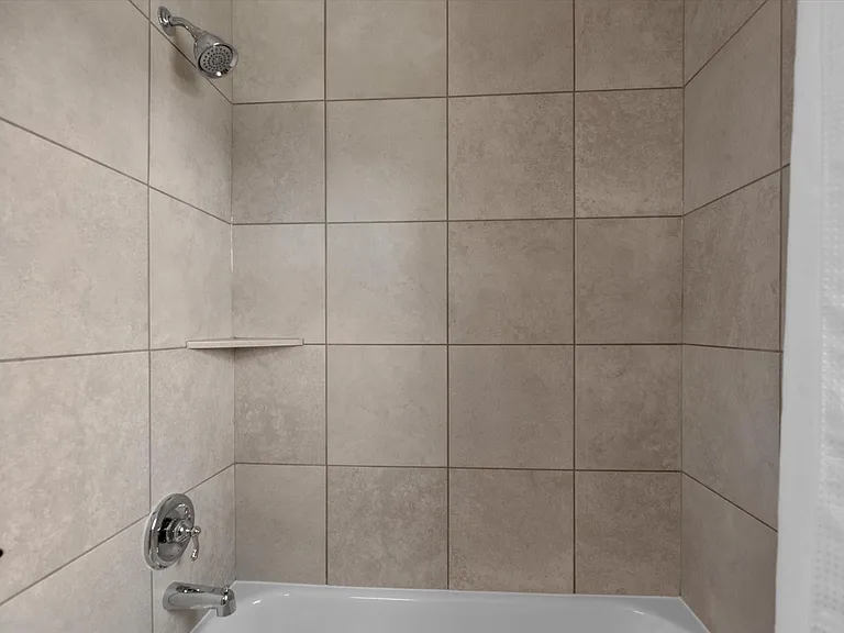 2901 Yaupon Grove Ln — Photo 26