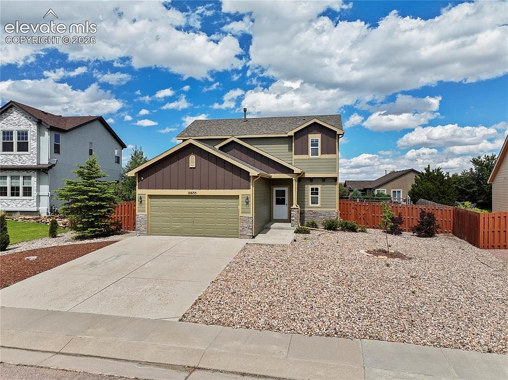 10635 Ross Lake Dr