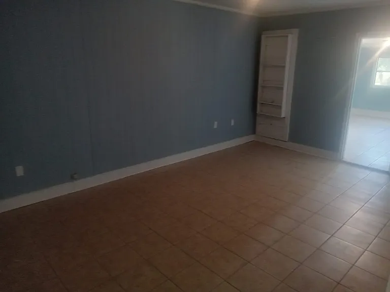 1035 Williams Pl SE #B — Photo 6