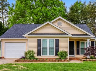 660 Rebecca Jane Dr, Mooresville, NC 28115