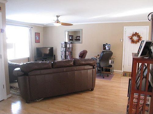 4th image of 7259 Doral Ct