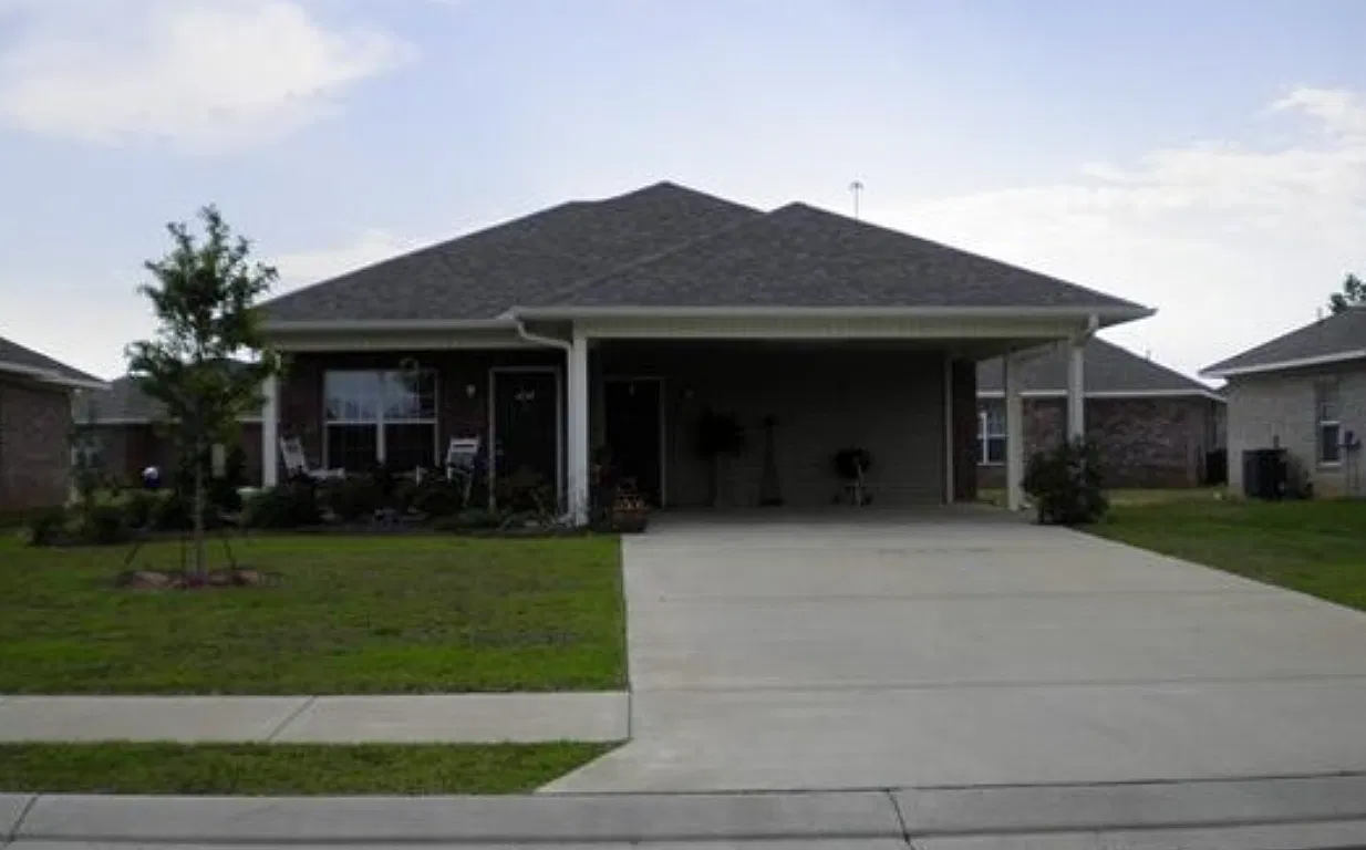 Carlyle Place — Photo 2