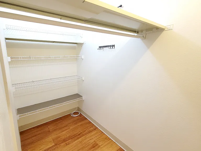 Walk in closet