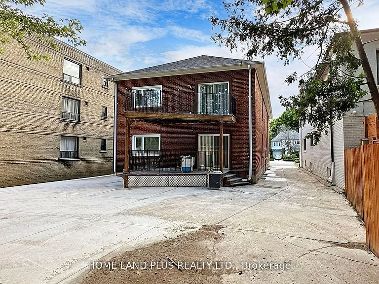 919 Avenue Rd #B — Photo 21