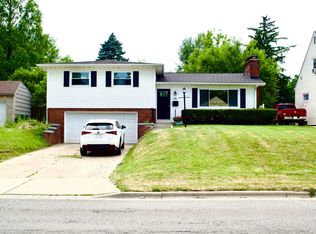 221 S James Rd, Columbus, OH 43213