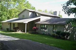 1st image of 888 Arrowhead Dr