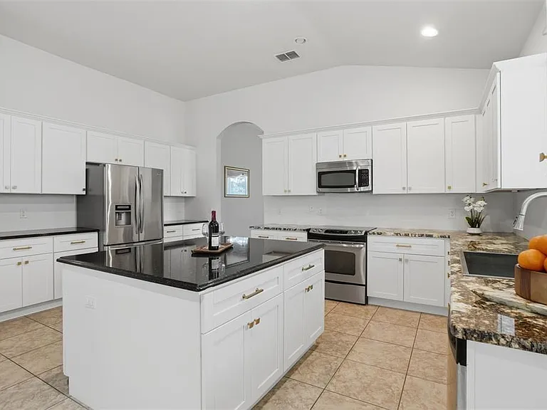 14341 Windigo Ln — Photo 9