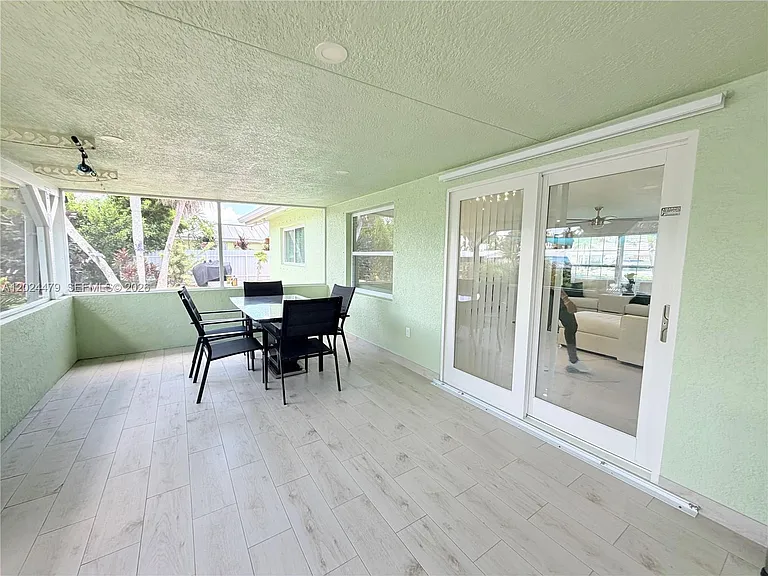 2212 Club House Rd — Photo 48