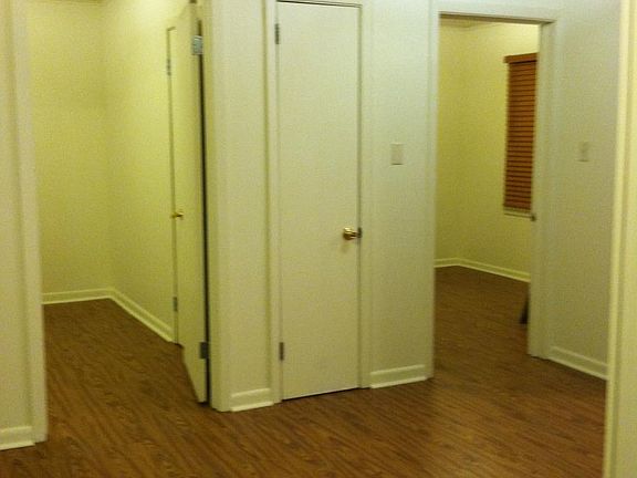 3rd image of 205 Armand St