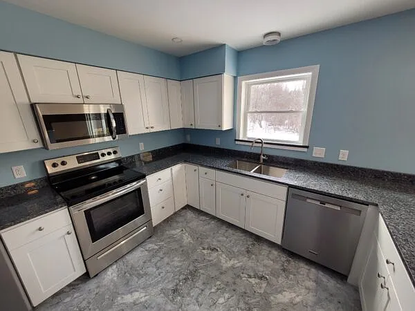 3468 Union St — Photo 5