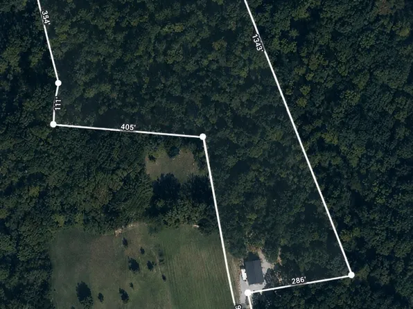 2010 Mosley Ferry Rd, Chapmansboro, TN 37035
