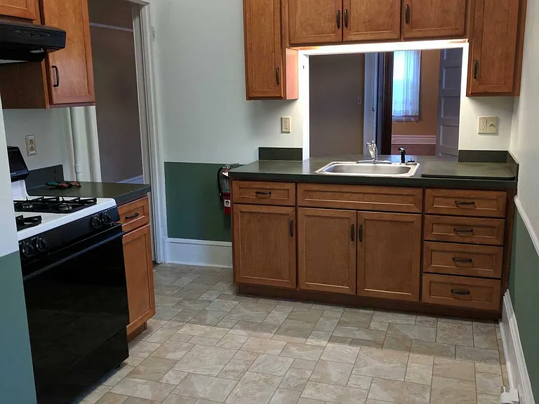 256 Bushkill St #1 — Photo 17