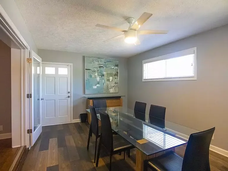 614 Camellia St NE — Photo 37