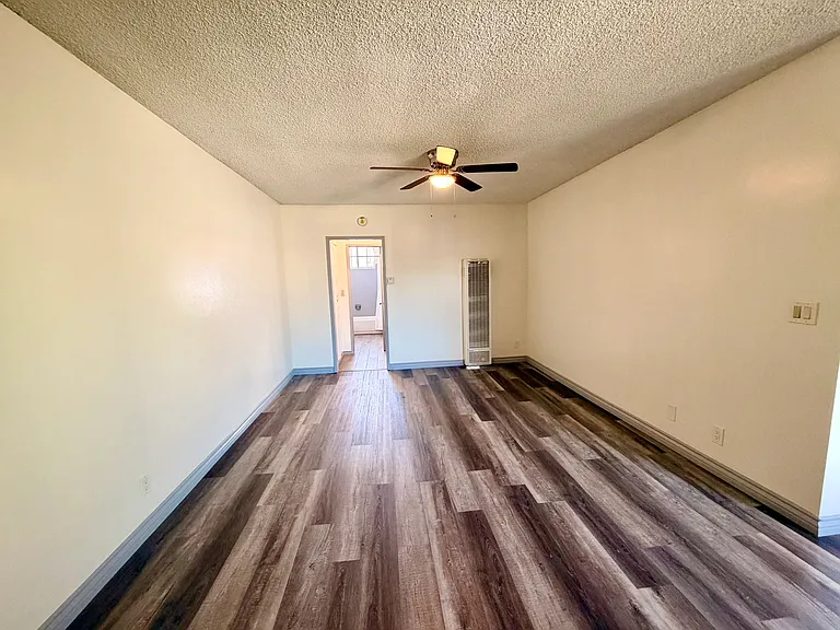 925 Enterprise — Photo 35