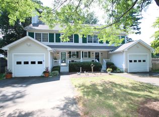 190 Beaumont St, Fairfield, CT 06824