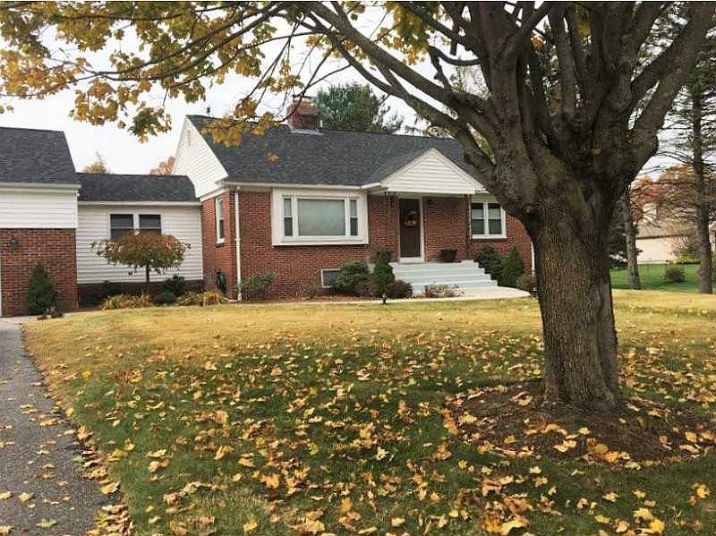 235 Pippin Orchard Rd, Cranston, RI 02921 Zillow