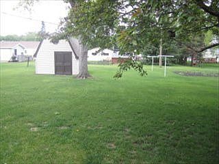4th image of 232 4th Ave S