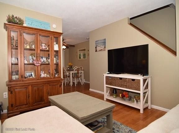 4th image of 73 Niblick Cir #115