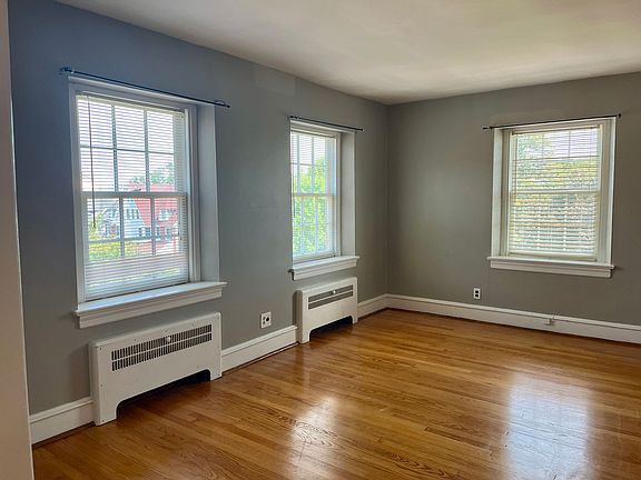 4th image of 709 N Broom St APT 7