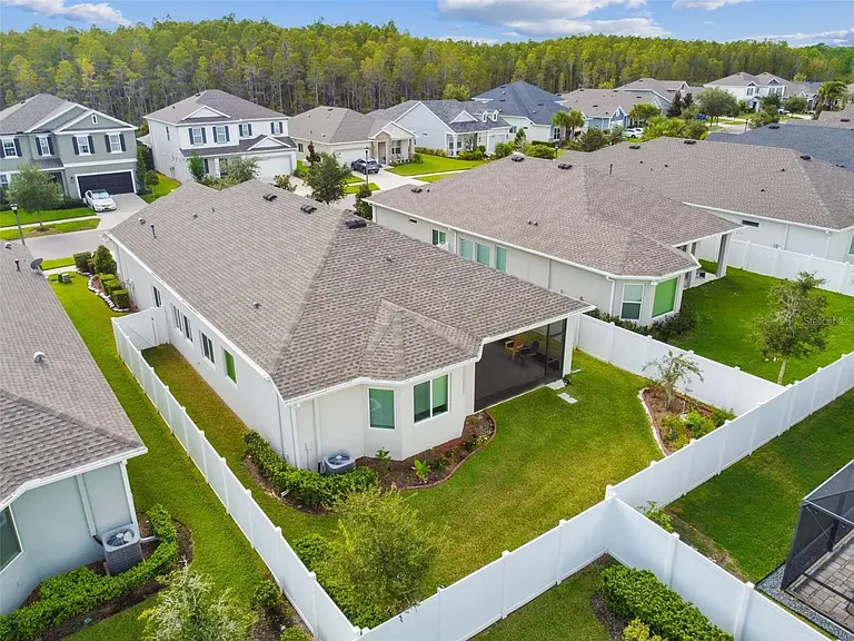 2776 Satilla Loop — Photo 38