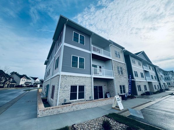 420 Capstone Dr #204