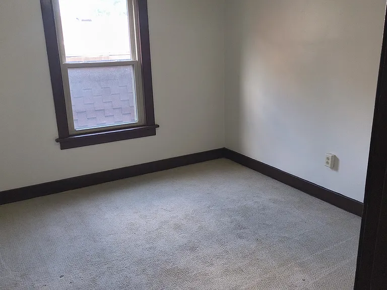 216 McKean Ave #5 — Photo 12